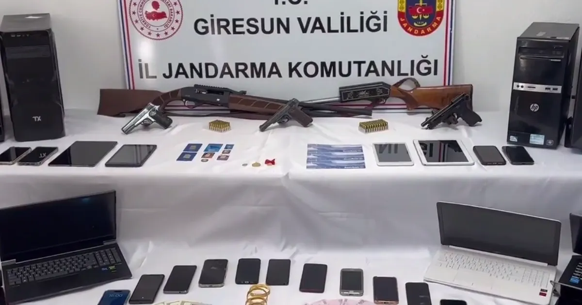 75-milyar-tllik-hesap-hareketi-dikkat-cekti-18-ilde-nitelikli-dolandiriciliga-102-gozalti-Dg84NU1K.webp