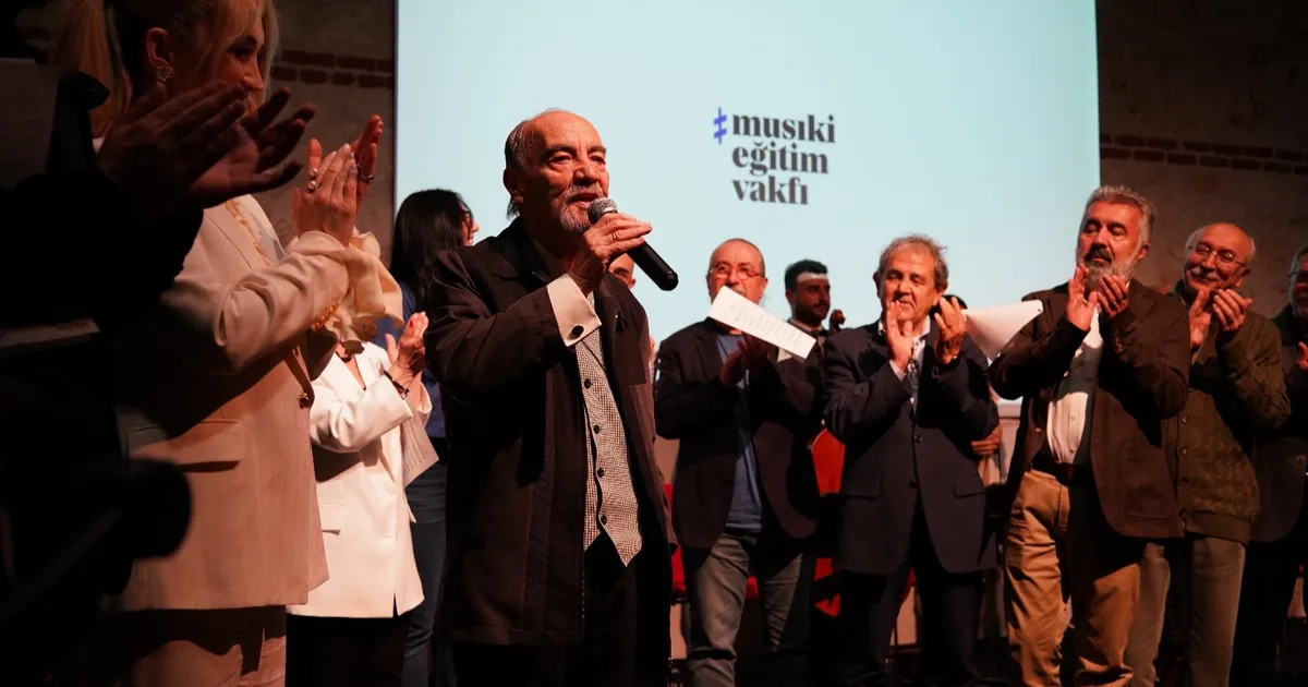 musiki-egitim-vakfindan-umit-gurelmana-vefa-konseri-2FvlGVS7.webp