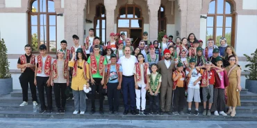 Konya’da özel gençler yaz okulu ile hem eğleniyor hem öğreniyor