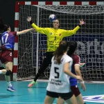 Bursa Büyükşehir'in kadın hentbolcuları finalde