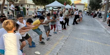 Bursa Karacabey geleneksel sokak oyunları etkinliğinde final